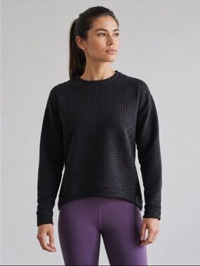 NOBULL Quilted Crew Pullover Black Textured Performance Top Size S